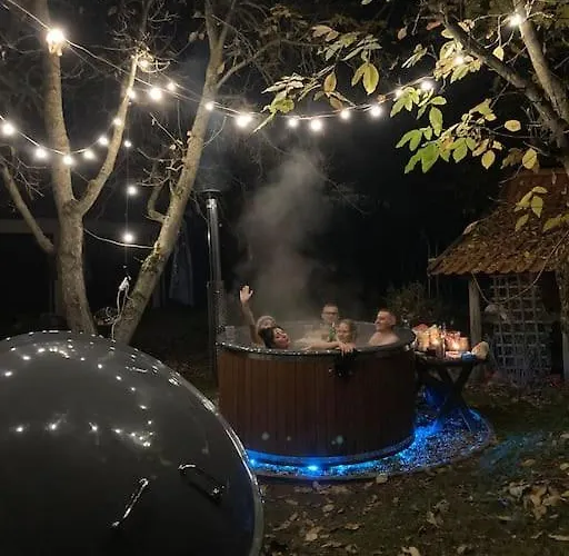 Apartment W ,chlewiku”